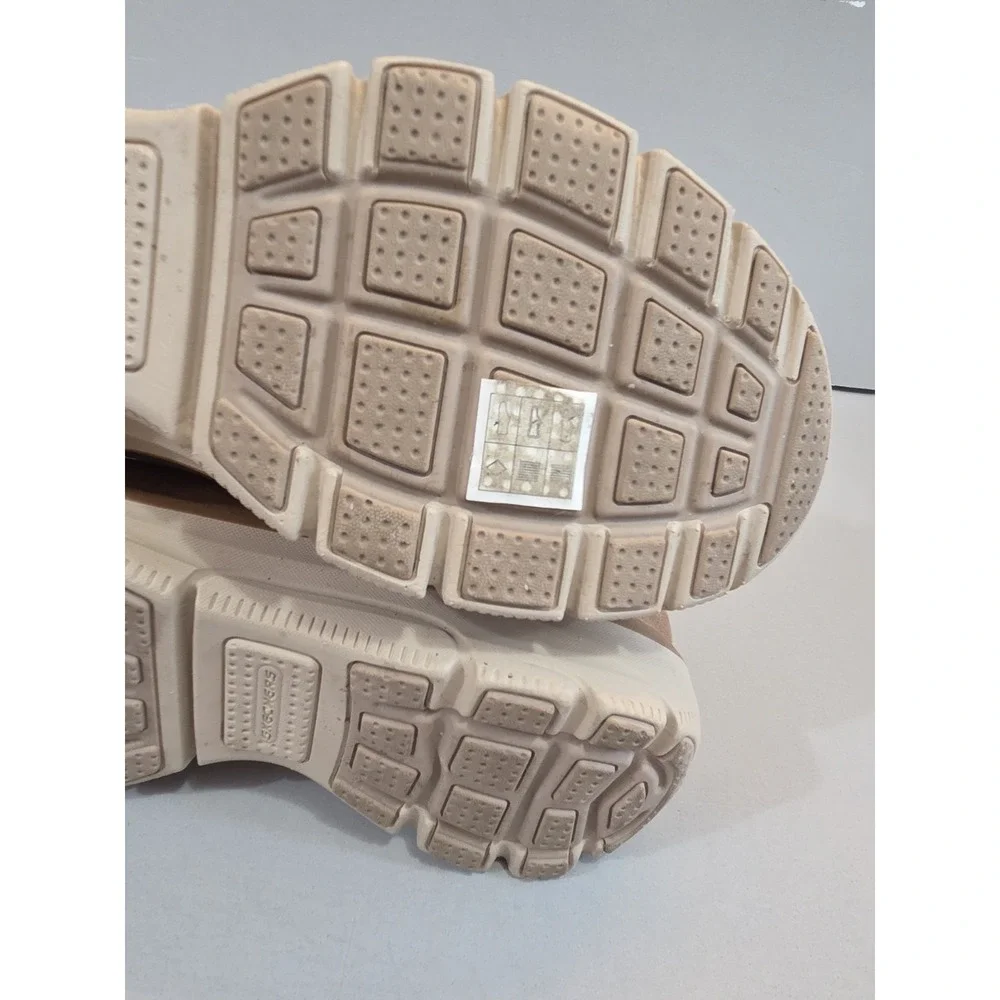 Skechers slip ins
